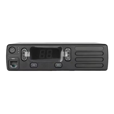 Dm1400D کامیون دیجیتال آنالوگ نصب شده رادیو دو طرفه Dm1400 50 Km Range Dm1400 تبدیل ایستگاه پایه سیاه